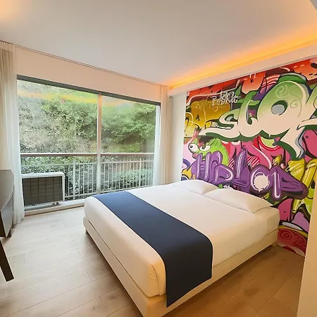 Apartament Moderne Avec Terrasse, Centre