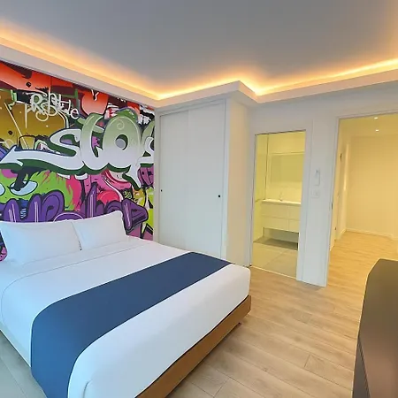 Moderne Avec Terrasse, Centre Apartament *